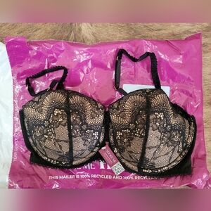NWT Elegant Black Lace Bra
